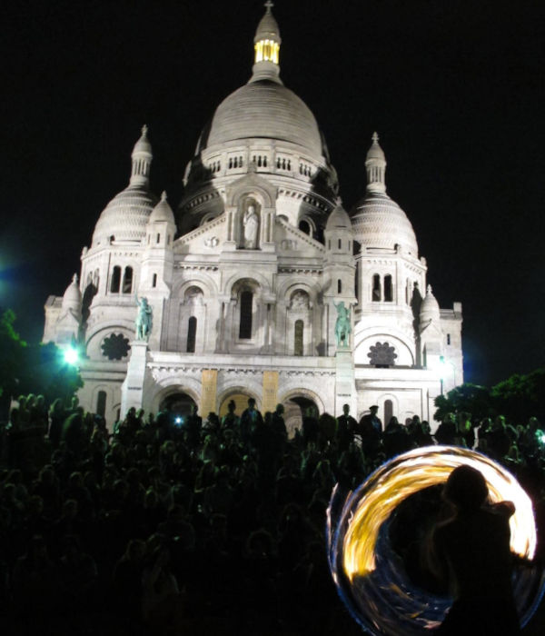 Into the fire Miguel Rubio color nocturna malabares con fuego Basílica del Sacré-Cœur
