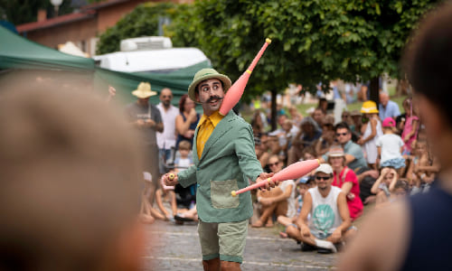 Spectacle de jonglerie, de clown et de théâtre gestuel du Collectif Primavez